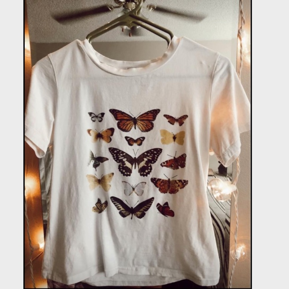 Butterfly tee